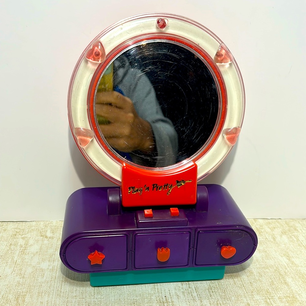 Vintage "Play n Pretty" Musical Talking Mirror 1994